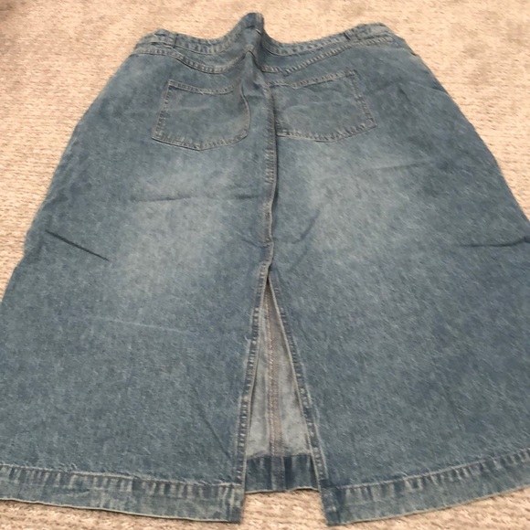 Jean skirt - Picture 3 of 3